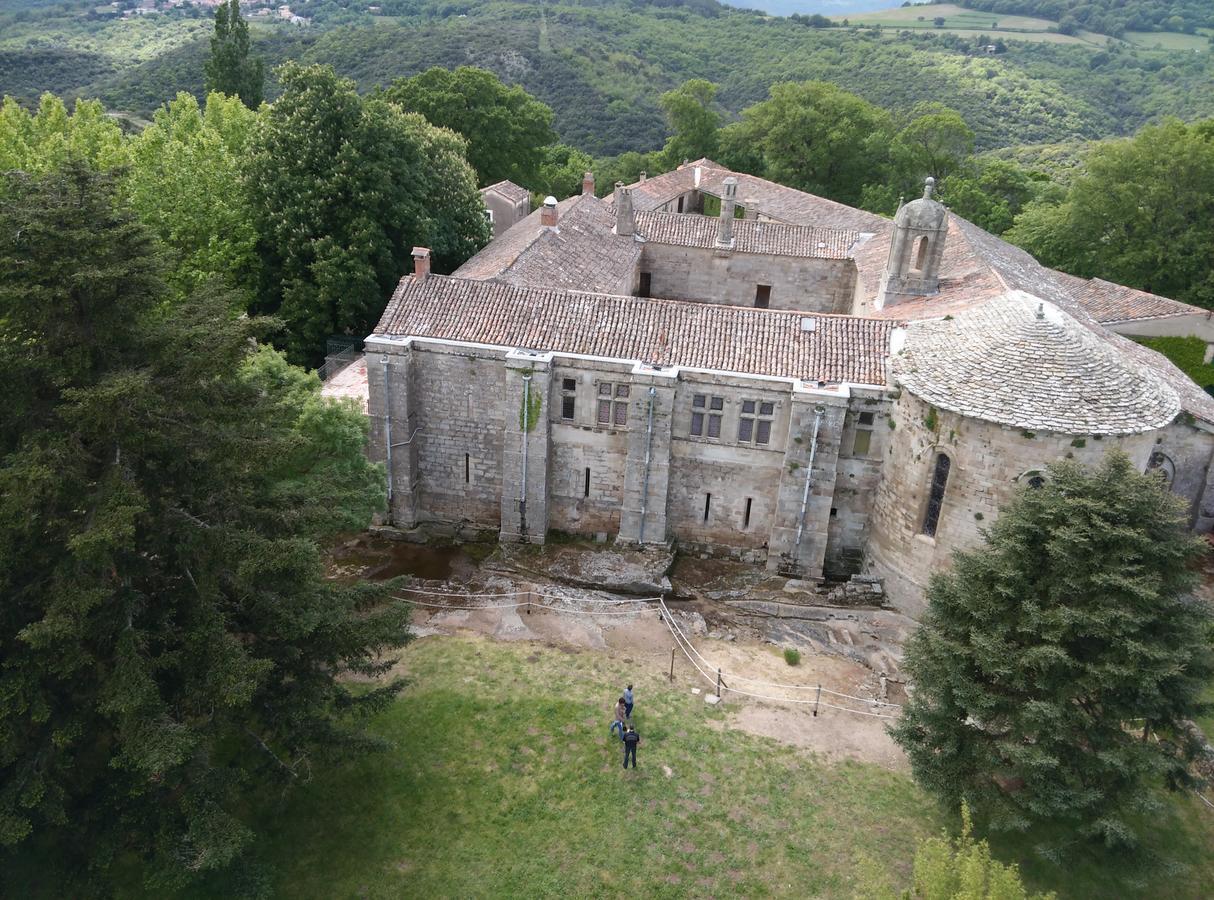 Logis Hotel Restaurant De La Paix Lodève Kültér fotó