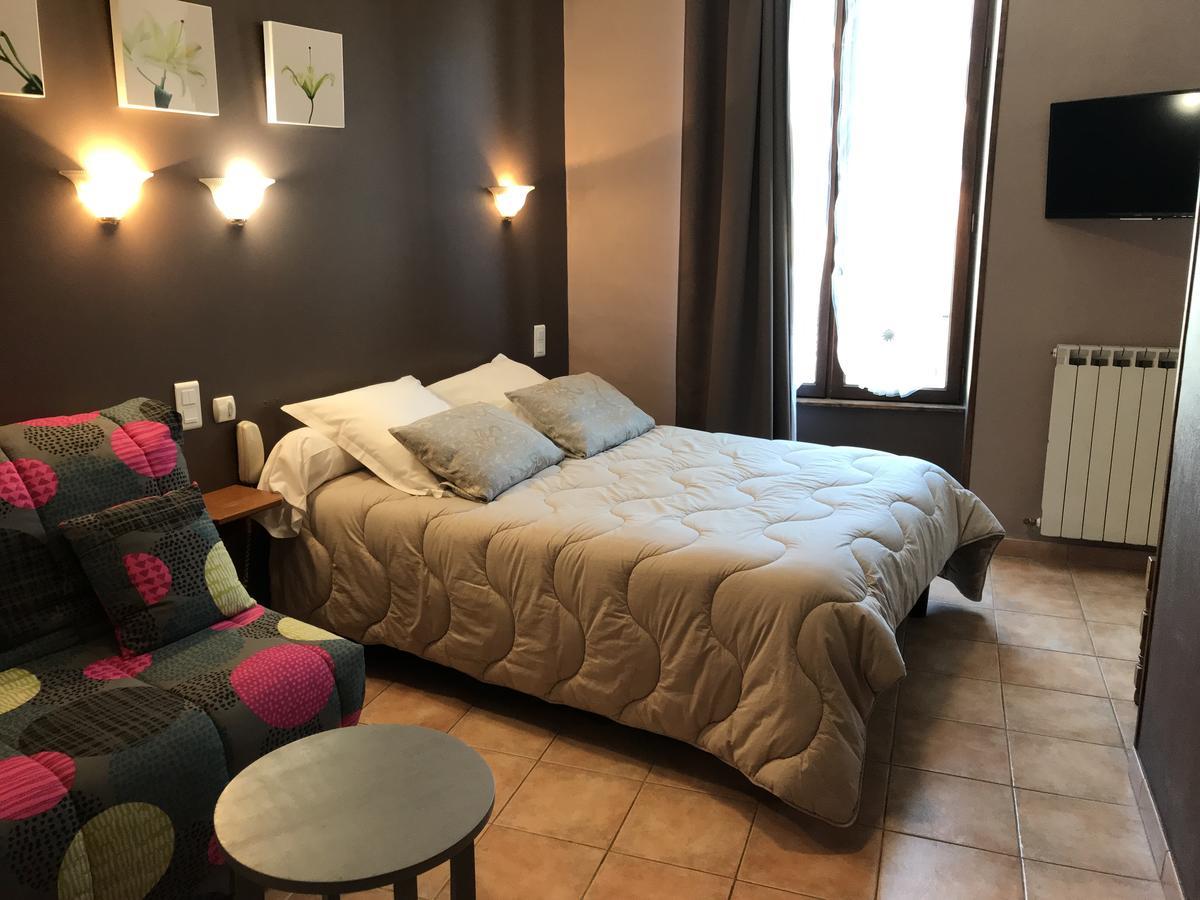 Logis Hotel Restaurant De La Paix Lodève Kültér fotó